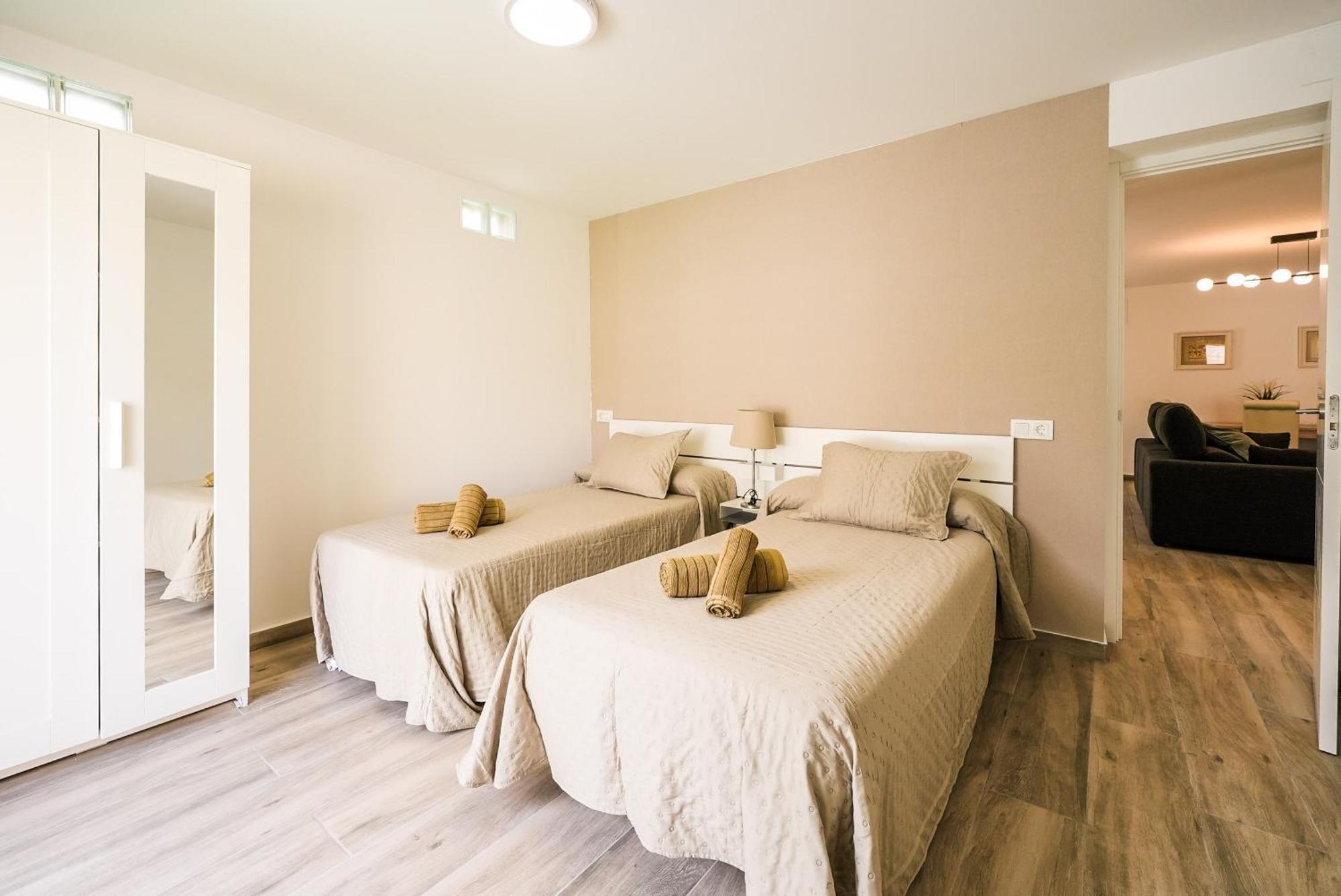 Holiday home Casa Loma Con Terreno Privado Y Parking Compartido - A 800m De Playa Poniente Benidorm