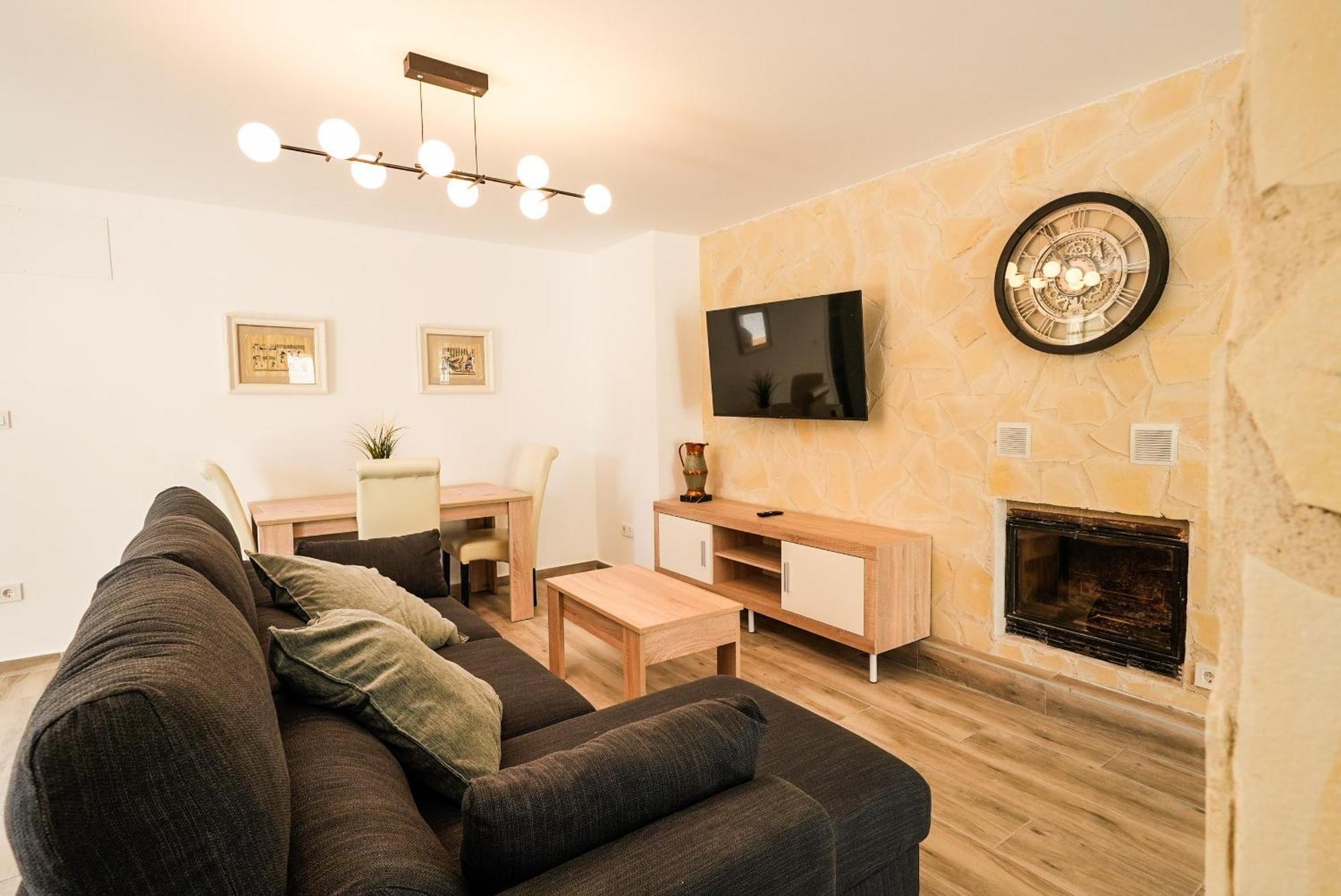 Casa Loma Con Terreno Privado Y Parking Compartido - A 800m De Playa Poniente Holiday home Benidorm