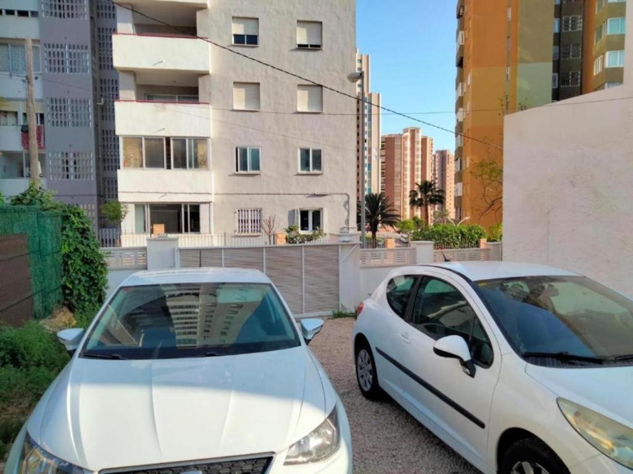 Casa Loma Con Terreno Privado Y Parking Compartido - A 800m De Playa Poniente Holiday home *