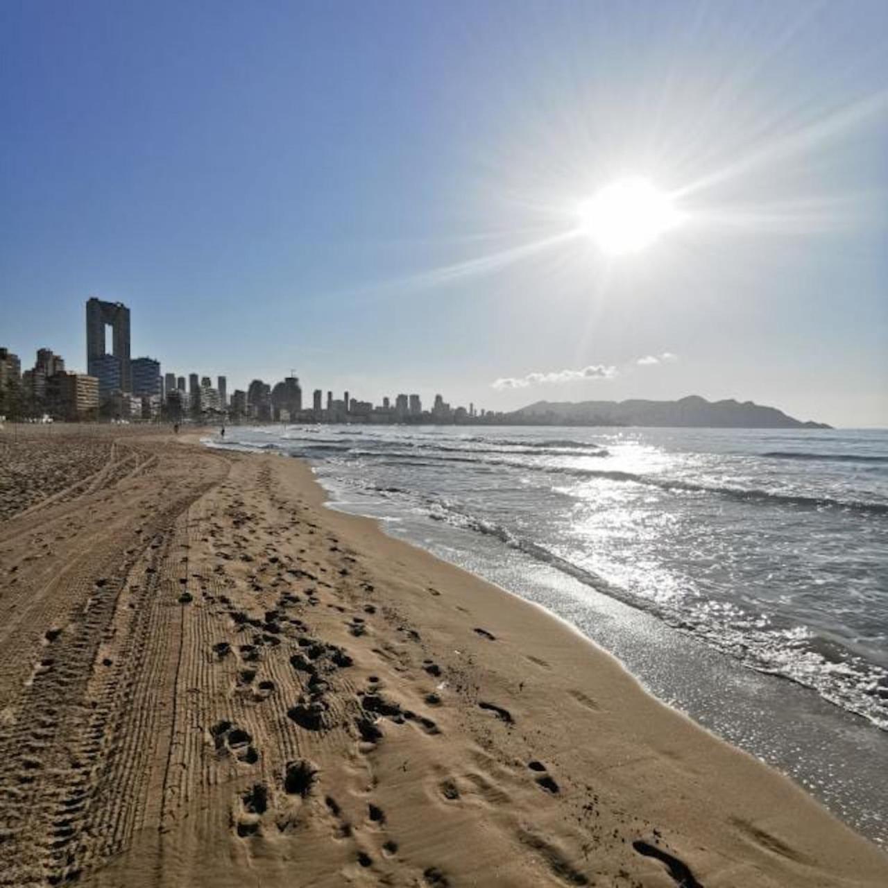 Casa Loma Con Terreno Privado Y Parking Compartido - A 800m De Playa Poniente Holiday home *